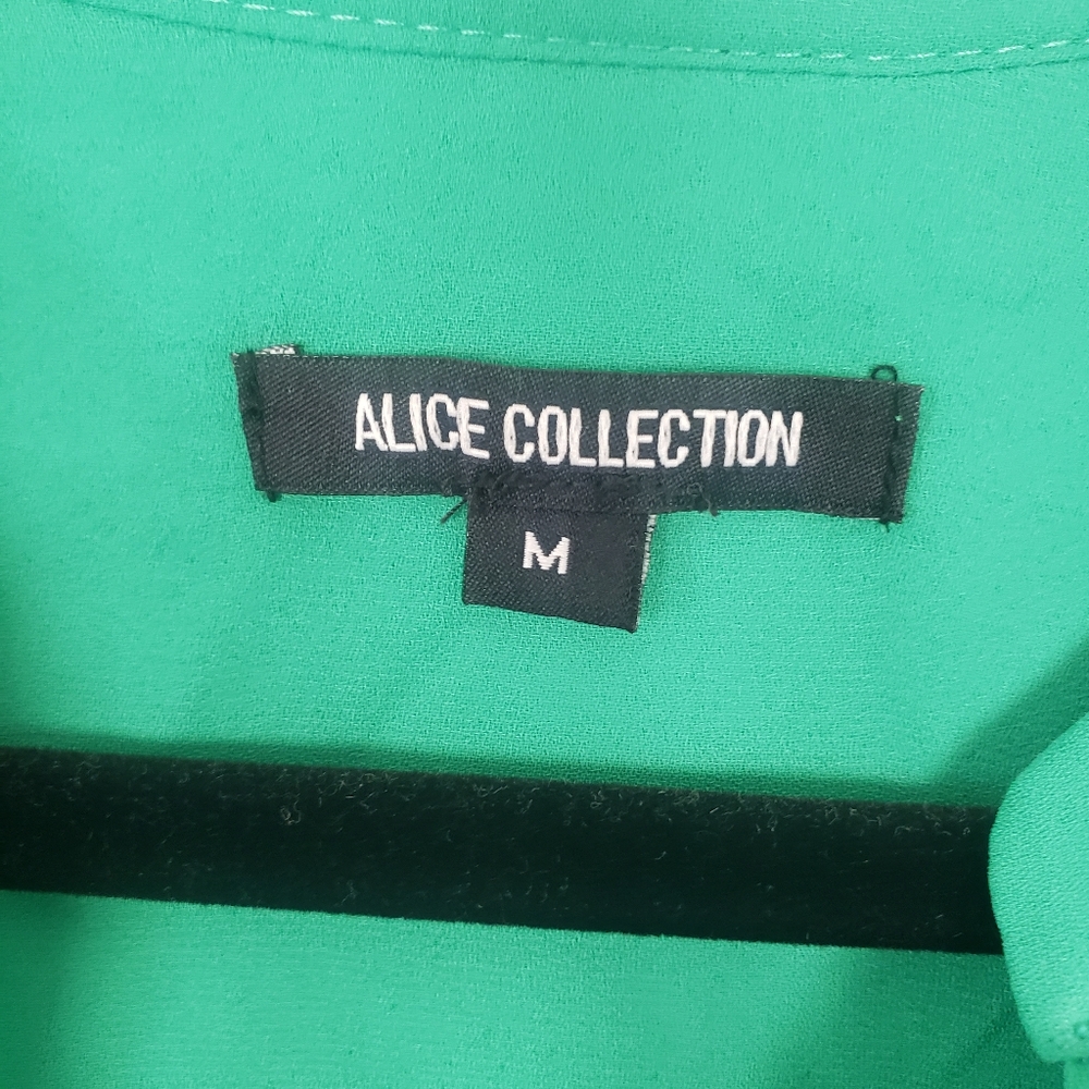 Alice Collection Kelly Green Blouse - Picture 4 of 6